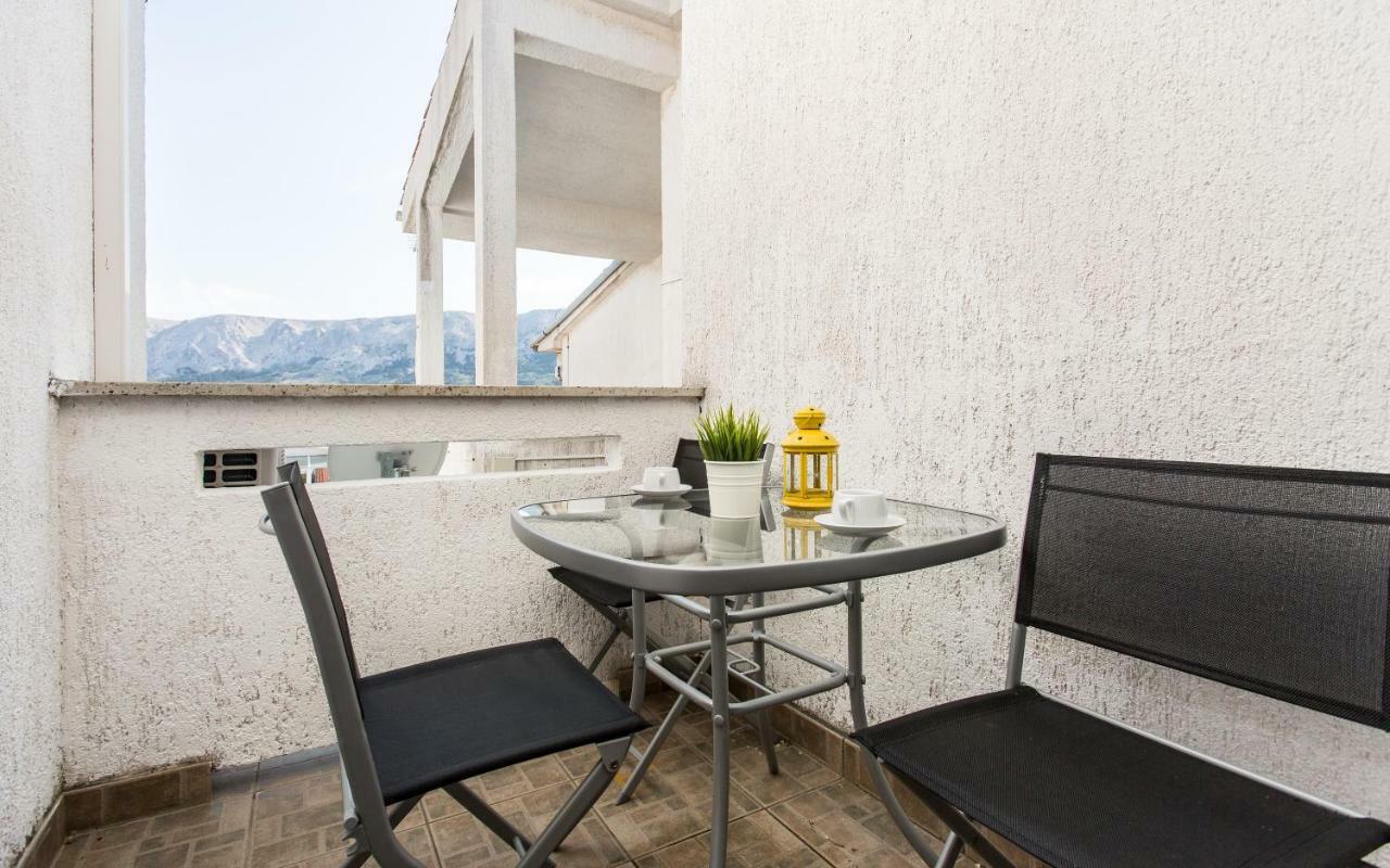 Apartments Frgacic I Baška Exterior foto
